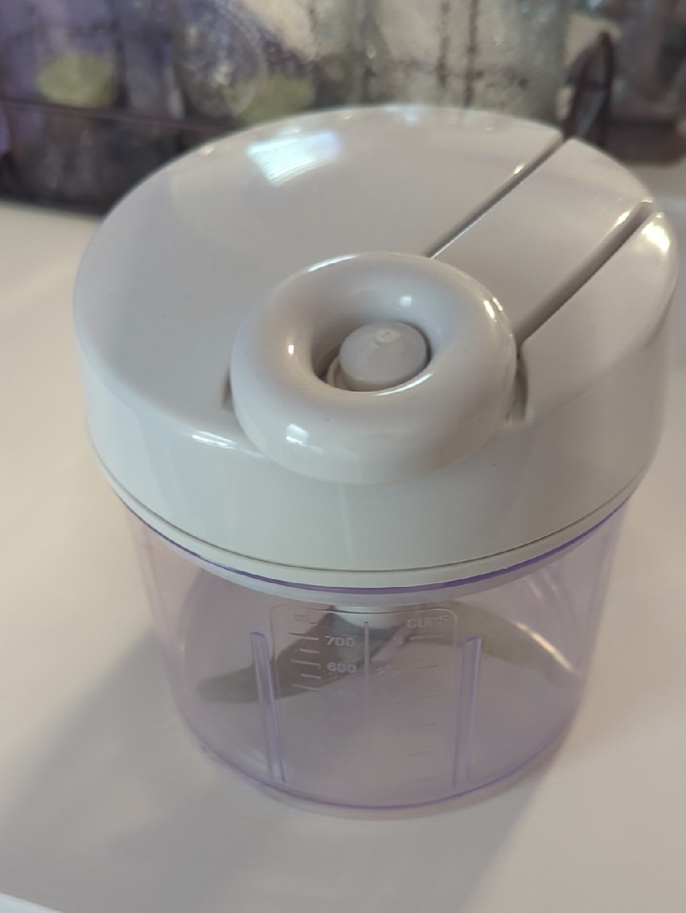 Manual Food Chopper with White Lid and Clear Bowl - Compact Kitchen Prep
